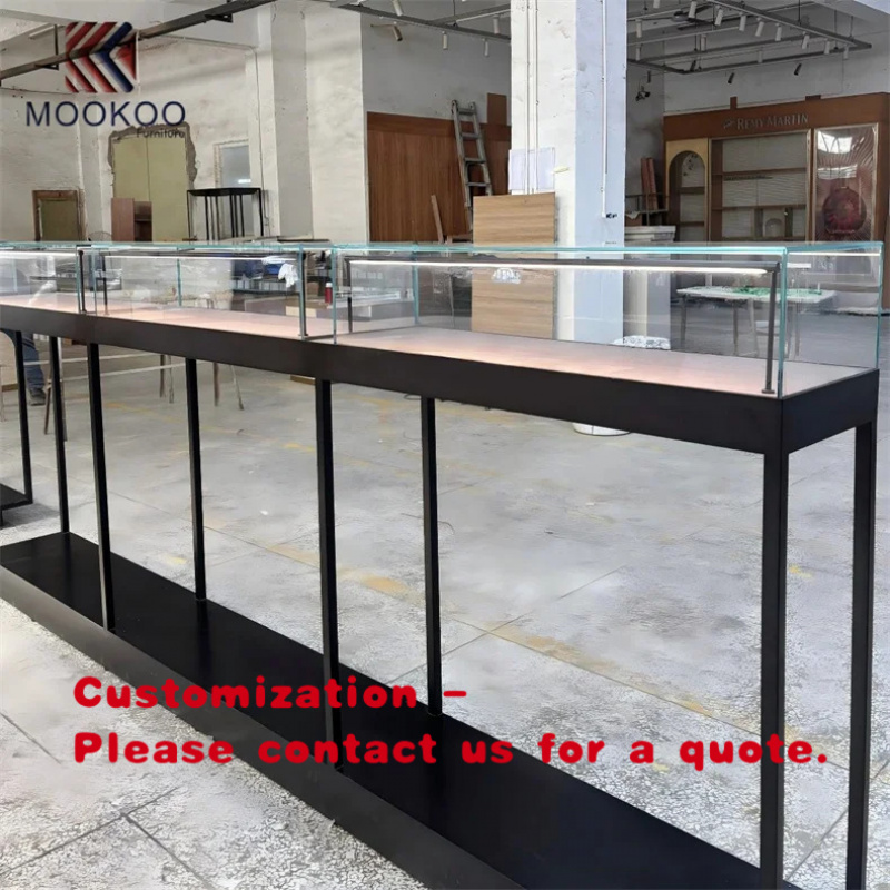 Jewelry And Watches Stores - Özelleştirilebilir Metal Çerçeveli Cam Vitrinli Mücevher