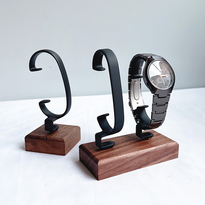 Ahşap C Şeklinde Saat Tutucu T - Jewelry And Watches Inc incelemesi ve fiyatı